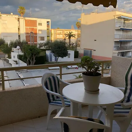 C&b Apartamento Capri * 坎布里尔斯