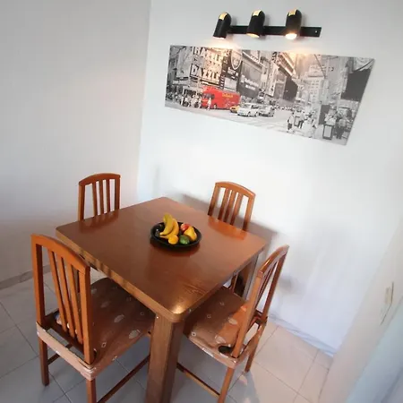 公寓 C&b Apartamento Capri 坎布里尔斯